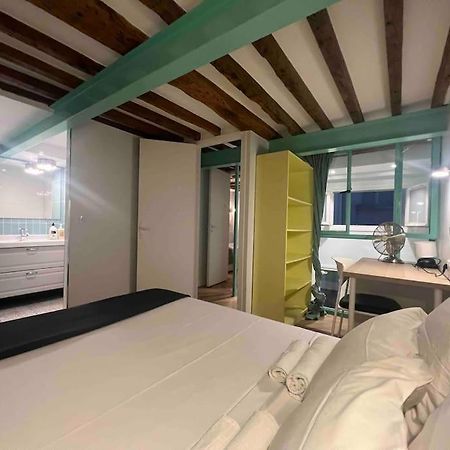 Paris Le Marais Duplex Apartment Exterior photo