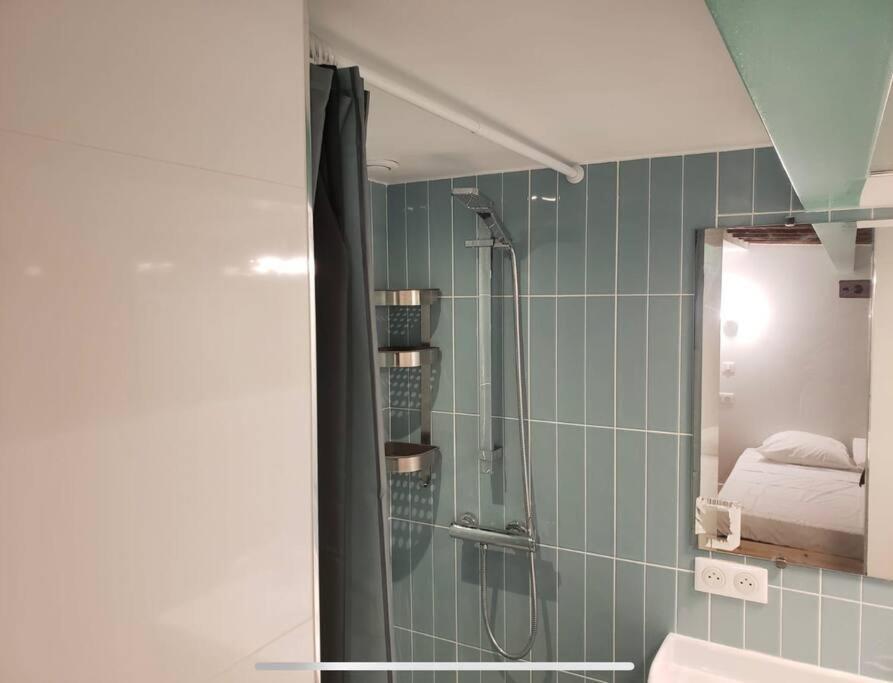 Paris Le Marais Duplex Apartment Exterior photo